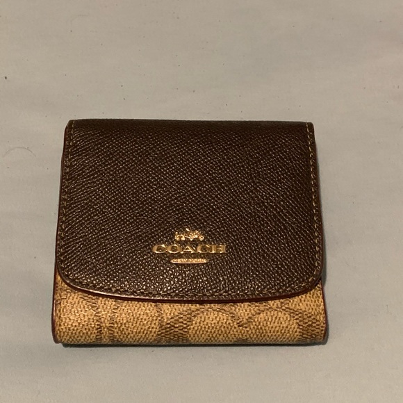 Coach Handbags - Coach Wallet